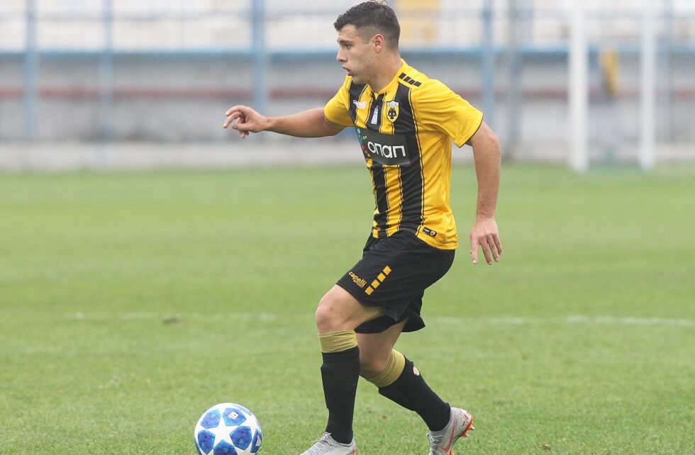 Κλήση Στην Εθνική Νέων Για Τον Ηλιουπολίτη Ποδοσφαιριστή Γιάννη-Φοίβο Μπότο