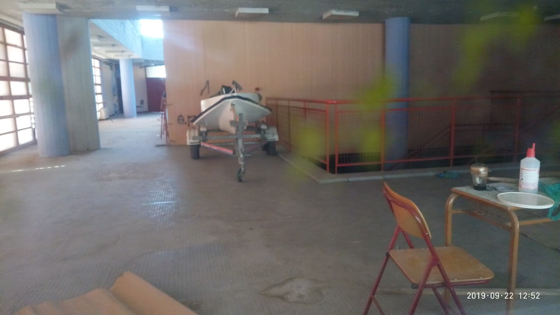Απίστευτο Και Όμως Αληθινό – Βρέθηκε Παρκαρισμένο Jet Ski Σε Αίθουσα Σχολείου Στην Ηλιούπολη