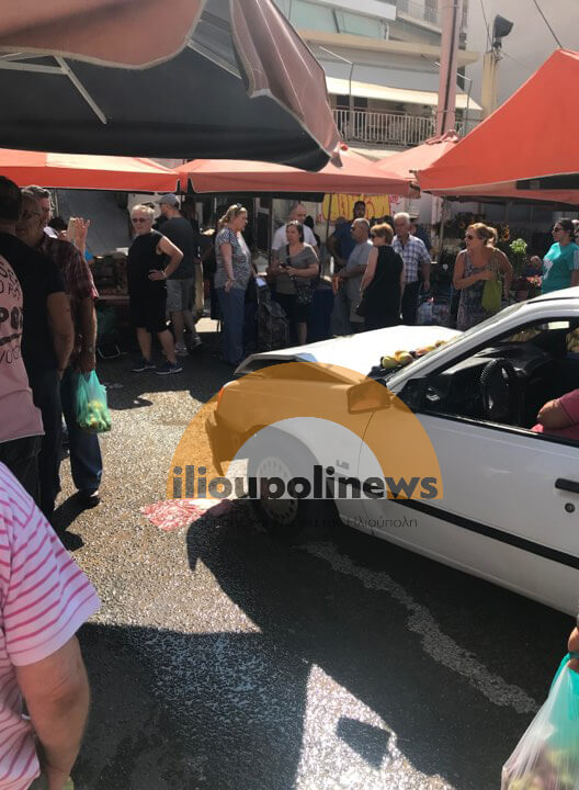 ATYXIMA 4 Σφοδρή Σύγκρουση Αυτοκινήτου Στη Λαϊκή Αγορά Της Ηλιούπολης - 3 Τραυματίες (ΦΩΤΟ)