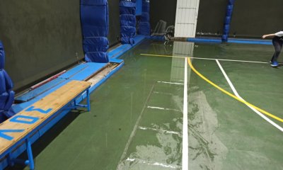 Προβλήματα Στο Κλειστό Γυμναστήριο Της Ηλιούπολης Λόγω Της Ισχυρής Βροχής (ΦΩΤΟ)