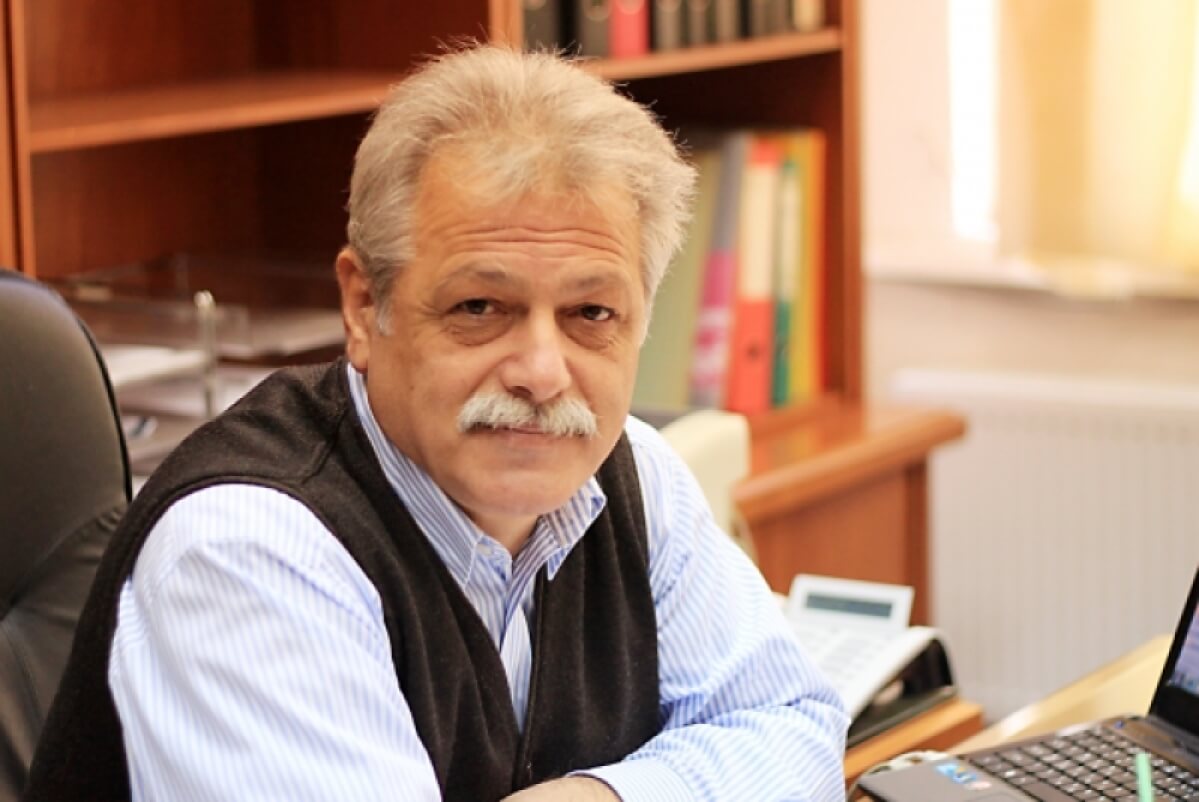 Koρτζίδης: «Να Απομακρυνθεί Το ΚΥΤ – Λάθος Το Διαδημοτικό Κοιμητήριο Στον Υμηττό»