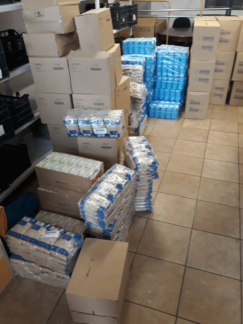 File 000 Αιρετός Εξασφάλισε 2 Τόνους Τροφίμων Στο Κοινωνικό Παντοπωλείο Ηλιούπολης (ΦΩΤΟ)
