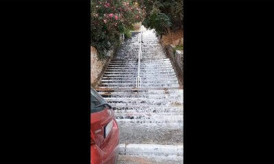 Ηλιούπολη: Διαρροή Δεκάδων Κυβικών Νερού Στην Οδό Λυκούργου