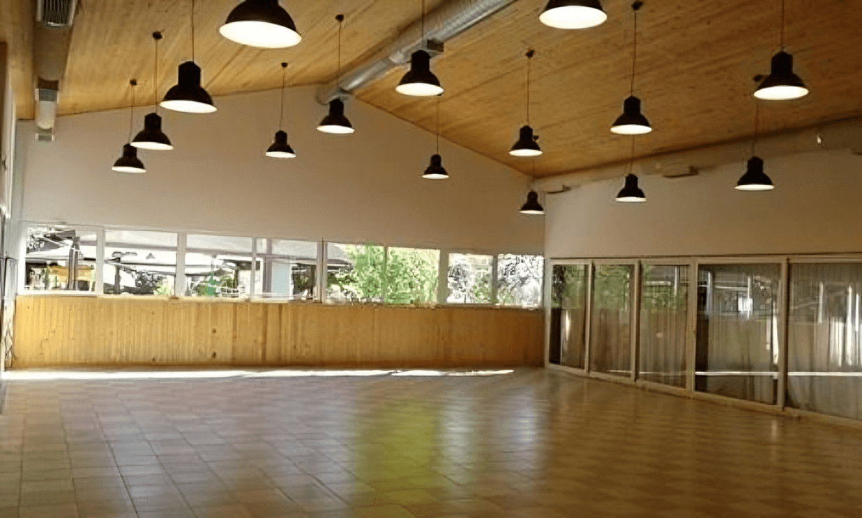 Ο Δήμος Ηλιούπολης Διαθέτει Θερμαινόμενη Αίθουσα Σε Όσους Το Έχουν Ανάγκη