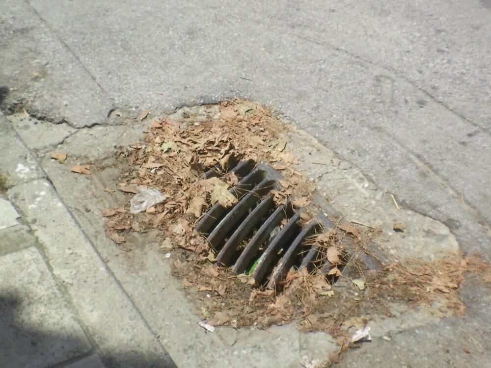 Προληπτικοί Καθαρισμοί Φρεατίων Στην Ηλιούπολη Ενόψει Αλλαγής Καιρού