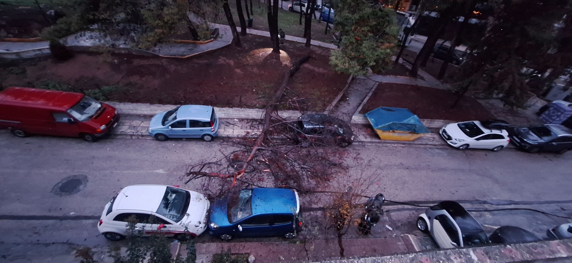 471611045 10235395259251380 3213303475111082695 n 1 Πτώση Δέντρων Και Κλήσεις Για Άντληση Υδάτων Στην Ηλιούπολη Λόγω Κακοκαιρίας