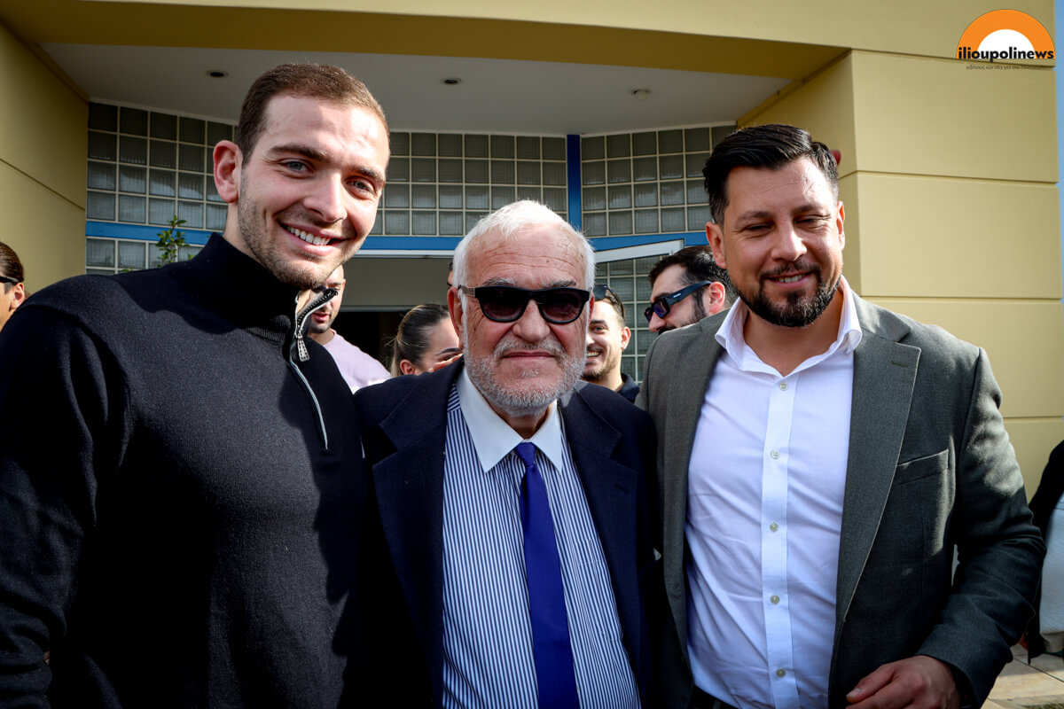 parelasi 281024 ilioupoli 39 Τα Ονόματα Δύο Σπουδαίων Αθλητών Στο Δημοτικό Κολυμβητήριο Ηλιούπολης Σε Μια Άκρως Συγκινητική Τελετή