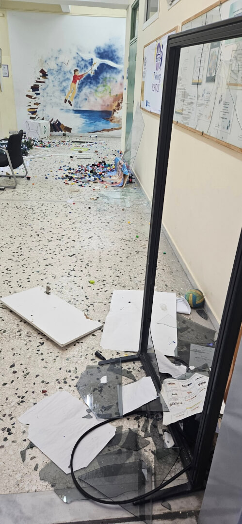 472210229 10235545180318956 642636952761038512 n Βανδαλισμοί Και Καταστροφές Στο 2ο Γυμνάσιο Ηλιούπολης Κατά Τη Διάρκεια Των Χριστουγέννων