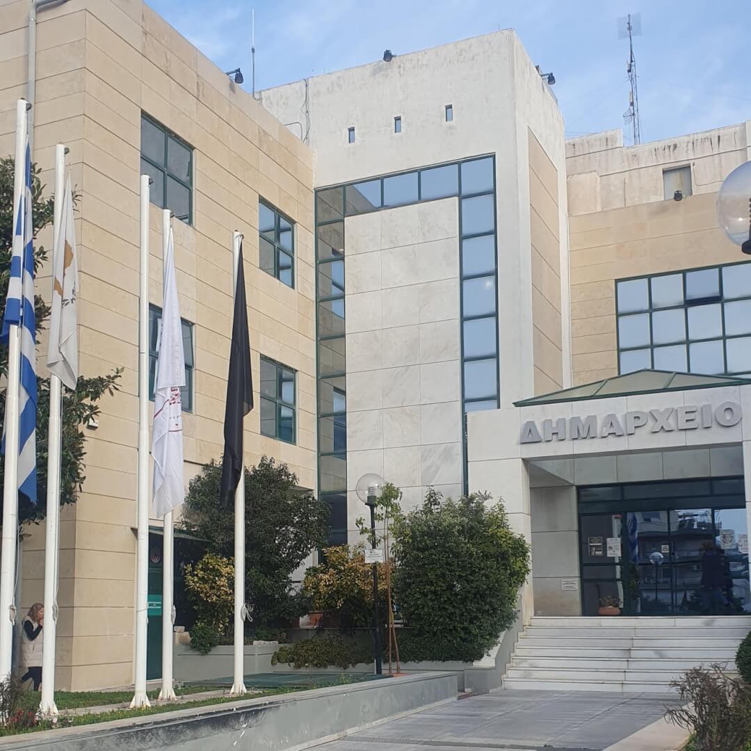 480235002 1051583897003720 4214190134779661290 n Μαύρες Σημαίες Στο Δημαρχείο Ηλιούπολης Στη Μνήμη Των Θυμάτων Των Τεμπών