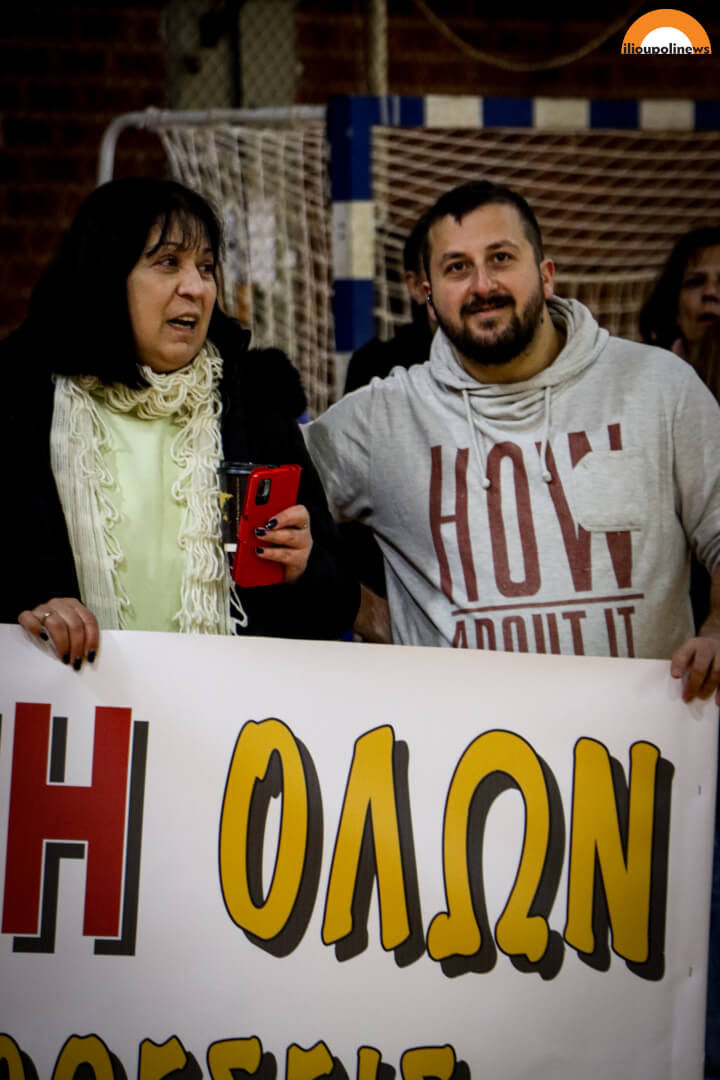 synavlia ergazomenoi 09 Μια Συναυλία Γεμάτη Αλληλεγγύη Και Παλμό Για Τους Συμβασιούχους Στο Κατάμεστο Κλειστό Της Ηλιούπολης (ΦΩΤΟ)