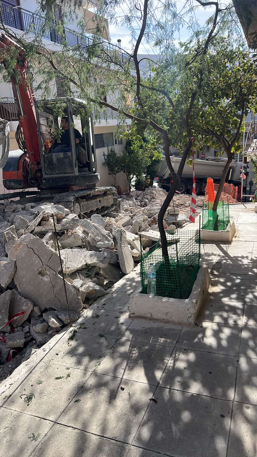 Εκτεταμένες Εργασίες Βελτίωσης Του Οδικού Δικτύου Σε Όλη Tην Ηλιούπολη - Δείτε Τις Οδούς (ΦΩΤΟ) 6 493887097 1261078822689256 1332249030877108561 n Εκτεταμένες Εργασίες Βελτίωσης Του Οδικού Δικτύου Σε Όλη Tην Ηλιούπολη - Δείτε Τις Οδούς (ΦΩΤΟ)