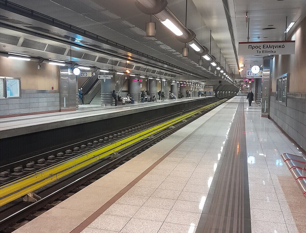 Ηλιούπολη: Εκκενώθηκε Συρμός Του Μετρό Λόγω Καπνών
