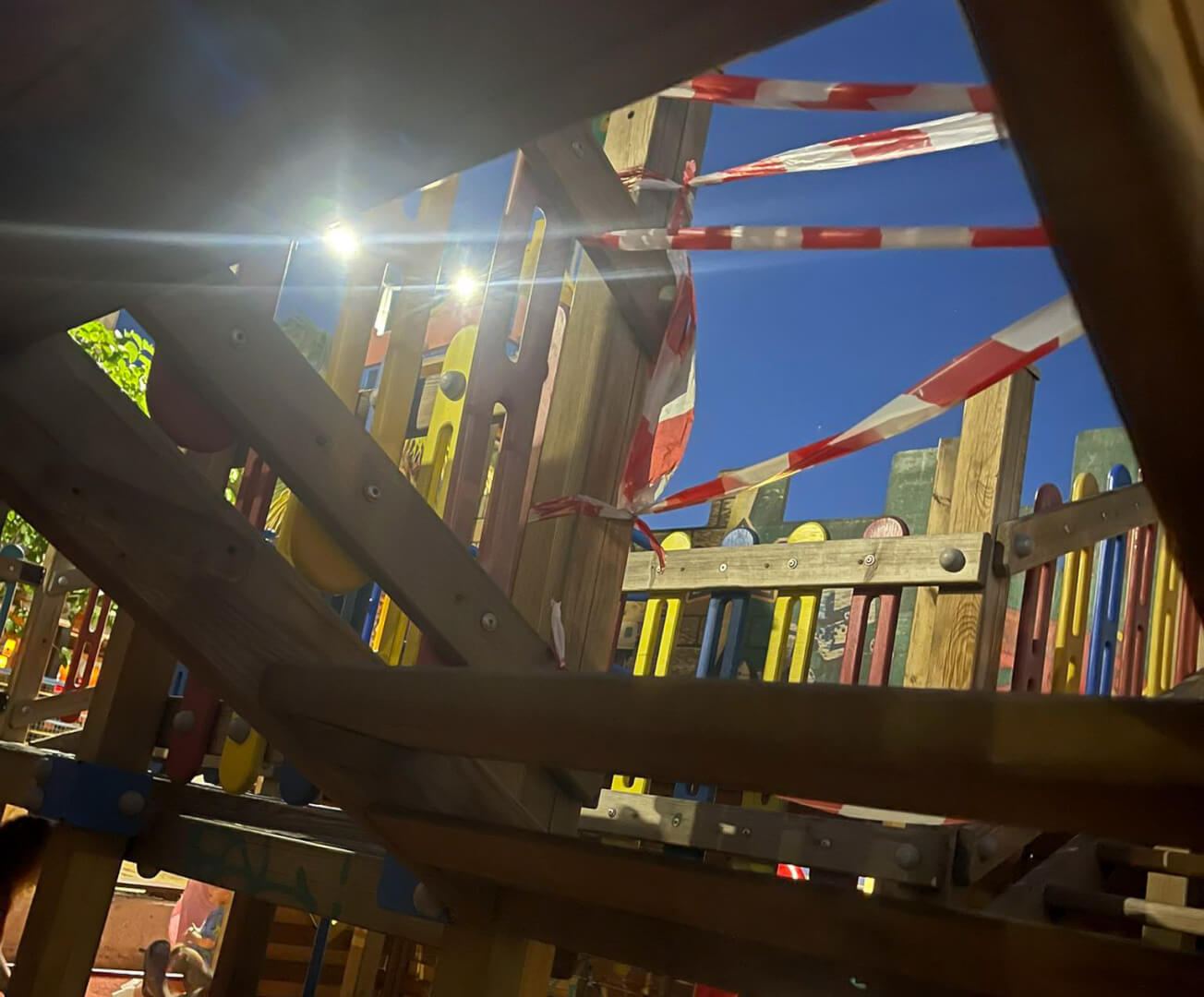 Ατύχημα Σε Παιδική Χαρά Της Ηλιούπολης – Τραυματίστηκε Παιδί