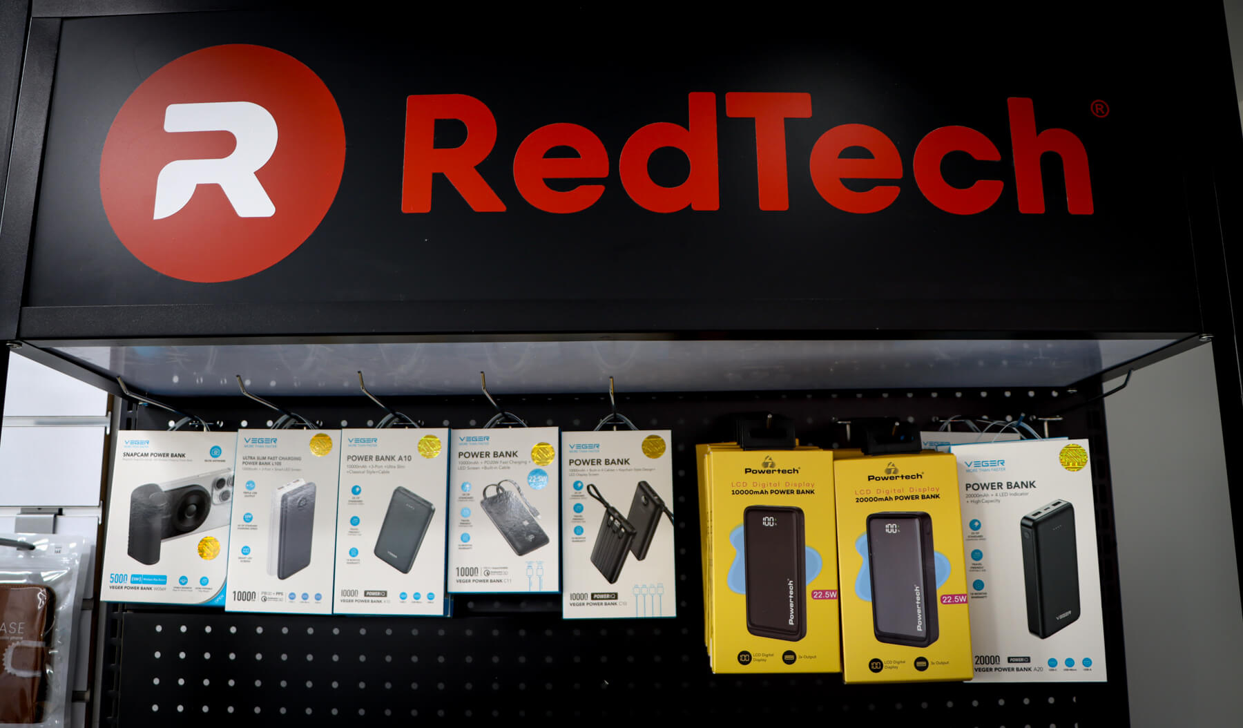 redtech advertorial 4 RedTech: Nέο Κατάστημα Τεχνολογίας Και Service Συσκευών Στην Ηλιούπολη