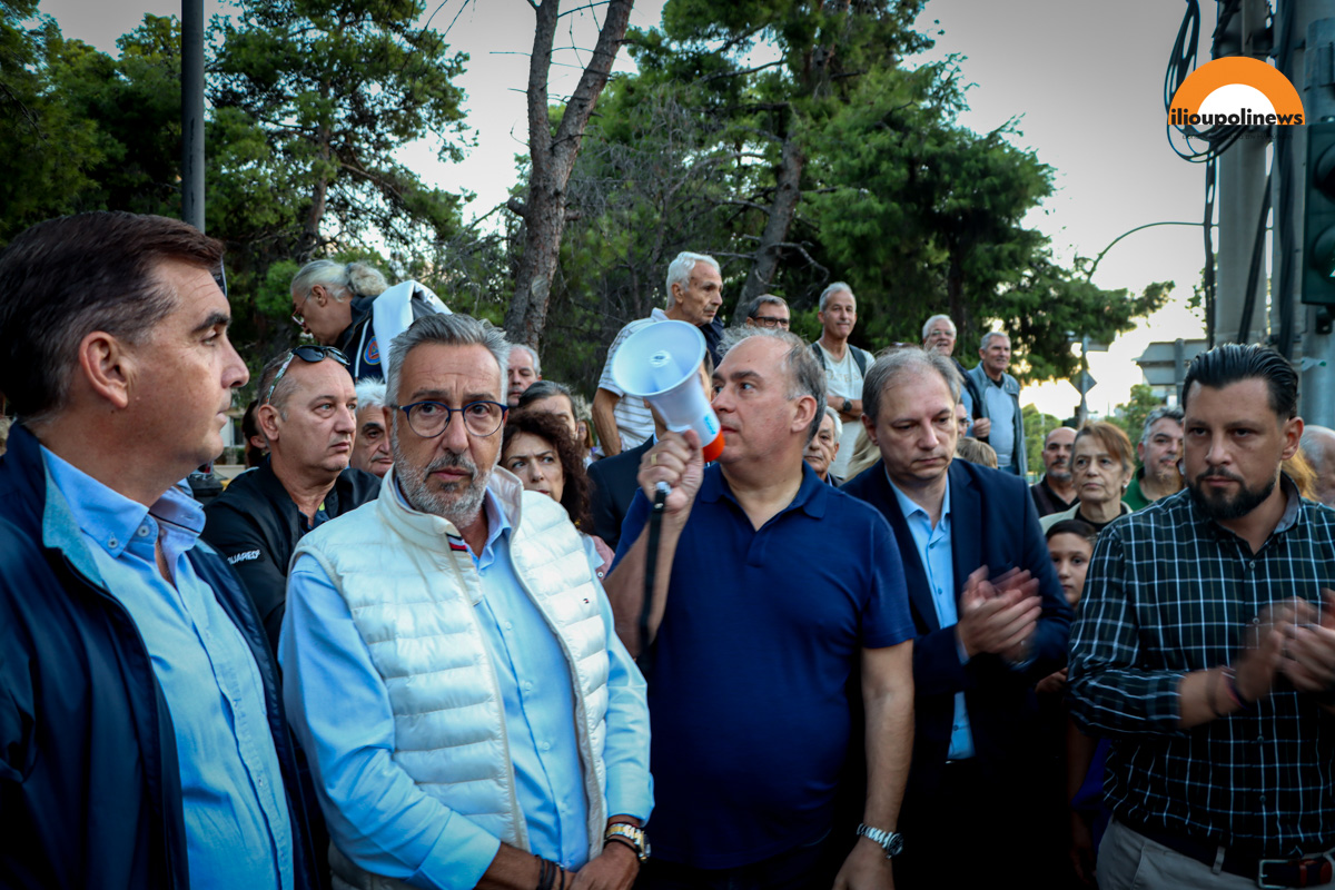 diamartyria syragga ilioupolis 1 Συμβολικό Κλείσιμο Της Κατεχάκη Από 5 Δημάρχους - Ζητούν Λύσεις Για Την Αστική Σήραγγα & Το Κυκλοφοριακό (ΦΩΤΟ)