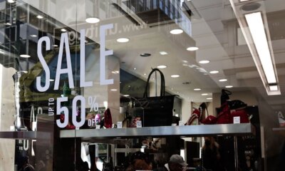 Ποιες Κυριακές Θα Είναι Ανοικτά Τα Καταστήματα