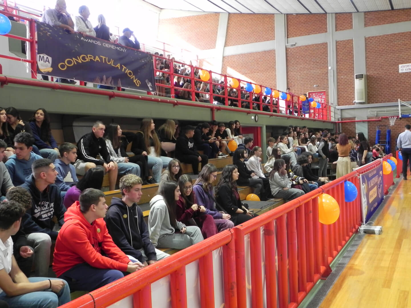 DSCN9947 Ηλιούπολη: Απονομή Ξενόγλωσσων Πιστοποιητικών Από Τα Εκπαιδευτήρια Ανδρουλάκη – Περισσότεροι Από 600 Μαθητές Βραβεύτηκαν