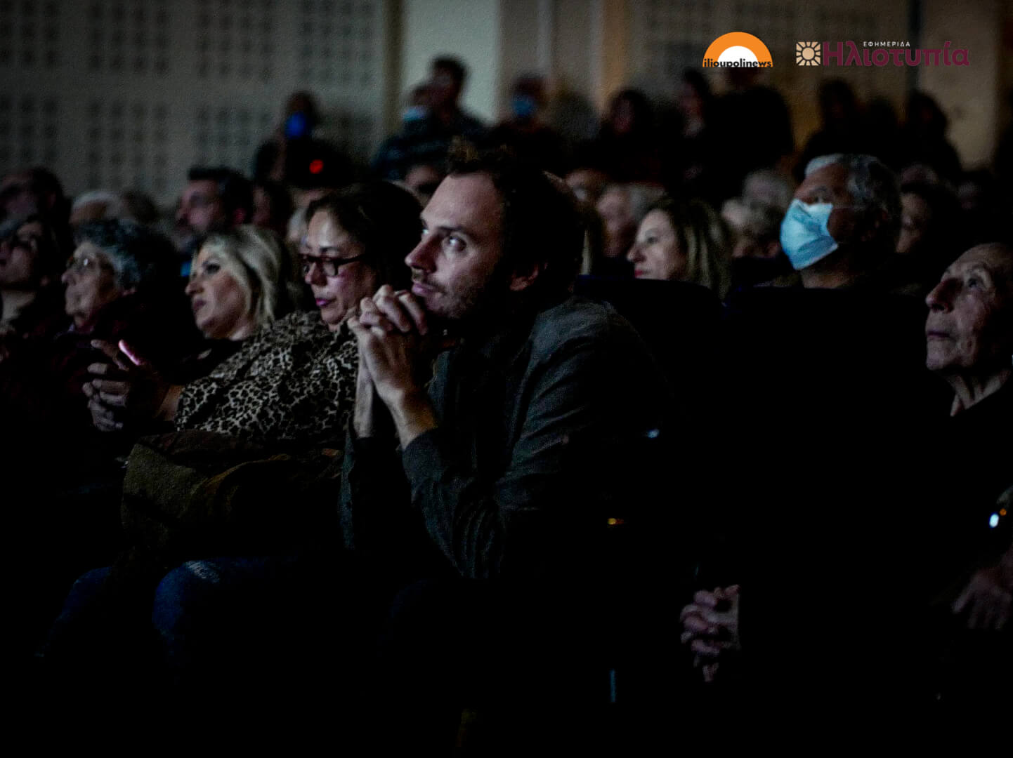 Ηλιούπολη: Κατάμεστο Το Θέατρο «Μίκης Θεοδωράκης» Στην Πρεμιέρα Του Ντοκιμαντέρ «100 Χρόνια Ηλιούπολη» (ΦΩΤΟ) 3 provoli dokimanter 100 xronia ilioupoli 06 Ηλιούπολη: Κατάμεστο Το Θέατρο «Μίκης Θεοδωράκης» Στην Πρεμιέρα Του Ντοκιμαντέρ «100 Χρόνια Ηλιούπολη» (ΦΩΤΟ)