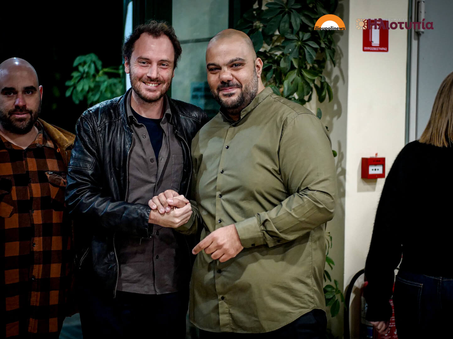 Ηλιούπολη: Κατάμεστο Το Θέατρο «Μίκης Θεοδωράκης» Στην Πρεμιέρα Του Ντοκιμαντέρ «100 Χρόνια Ηλιούπολη» (ΦΩΤΟ) 18 provoli dokimanter 100 xronia ilioupoli 19 Ηλιούπολη: Κατάμεστο Το Θέατρο «Μίκης Θεοδωράκης» Στην Πρεμιέρα Του Ντοκιμαντέρ «100 Χρόνια Ηλιούπολη» (ΦΩΤΟ)