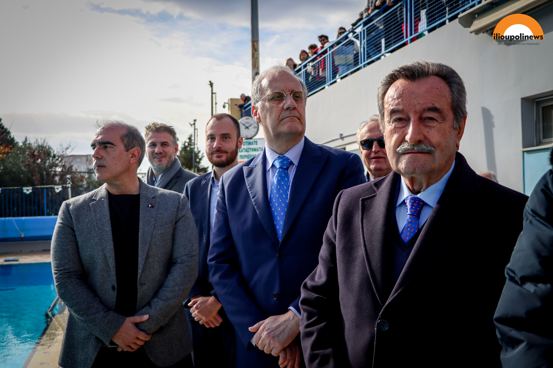 theofaneia 40 Τα «Παραλειπόμενα» Των Θεοφανείων Στο Δημοτικό Κολυμβητήριο Ηλιούπολης: Τα Πηγαδάκια, Οι Ατάκες Και Το Φλουρί