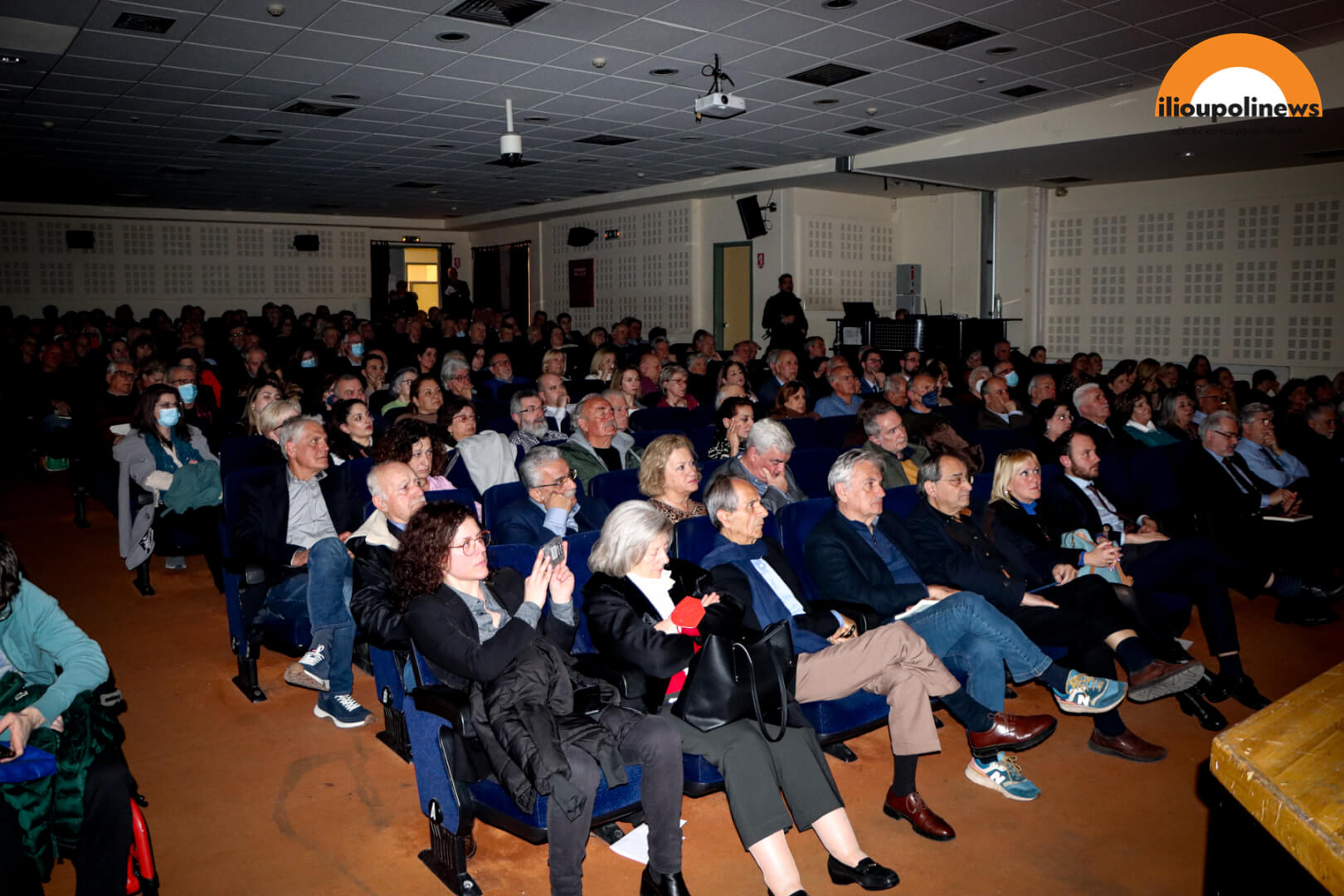 arkades 02 Ηλιούπολη: Ολοκληρώθηκε Με Επιτυχία Η Παρουσίαση Του Βιβλίου «Μνήμες Ζωντανές και Παυσίλυπες»