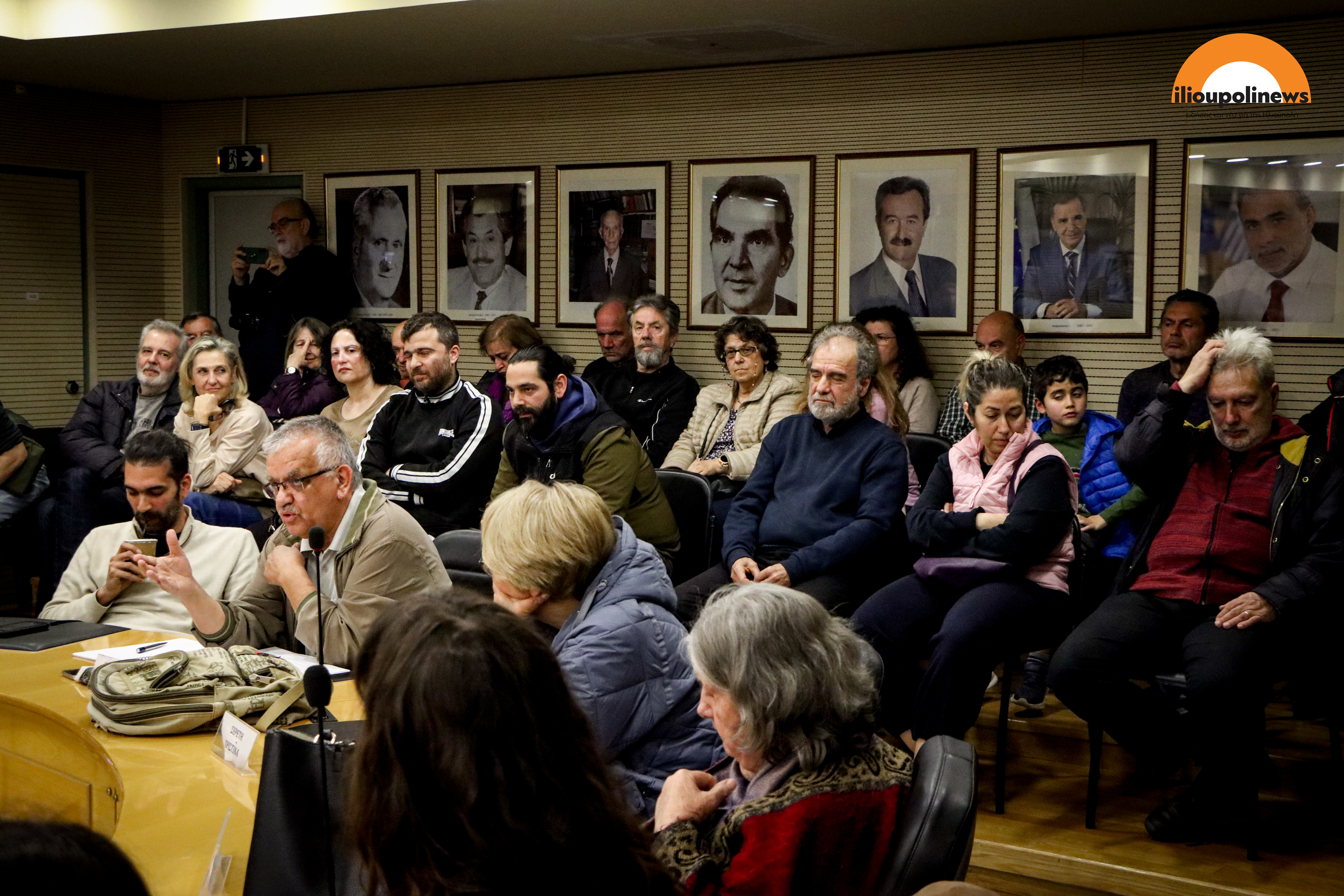 Ηλιούπολη: Ο Δήμαρχος «Δείχνει» Την Αποκεντρωμένη Για Το Αυθαίρετο Στον Προφήτη Ηλία 5 synantisi profitis ilias 10 Ηλιούπολη: Ο Δήμαρχος «Δείχνει» Την Αποκεντρωμένη Για Το Αυθαίρετο Στον Προφήτη Ηλία