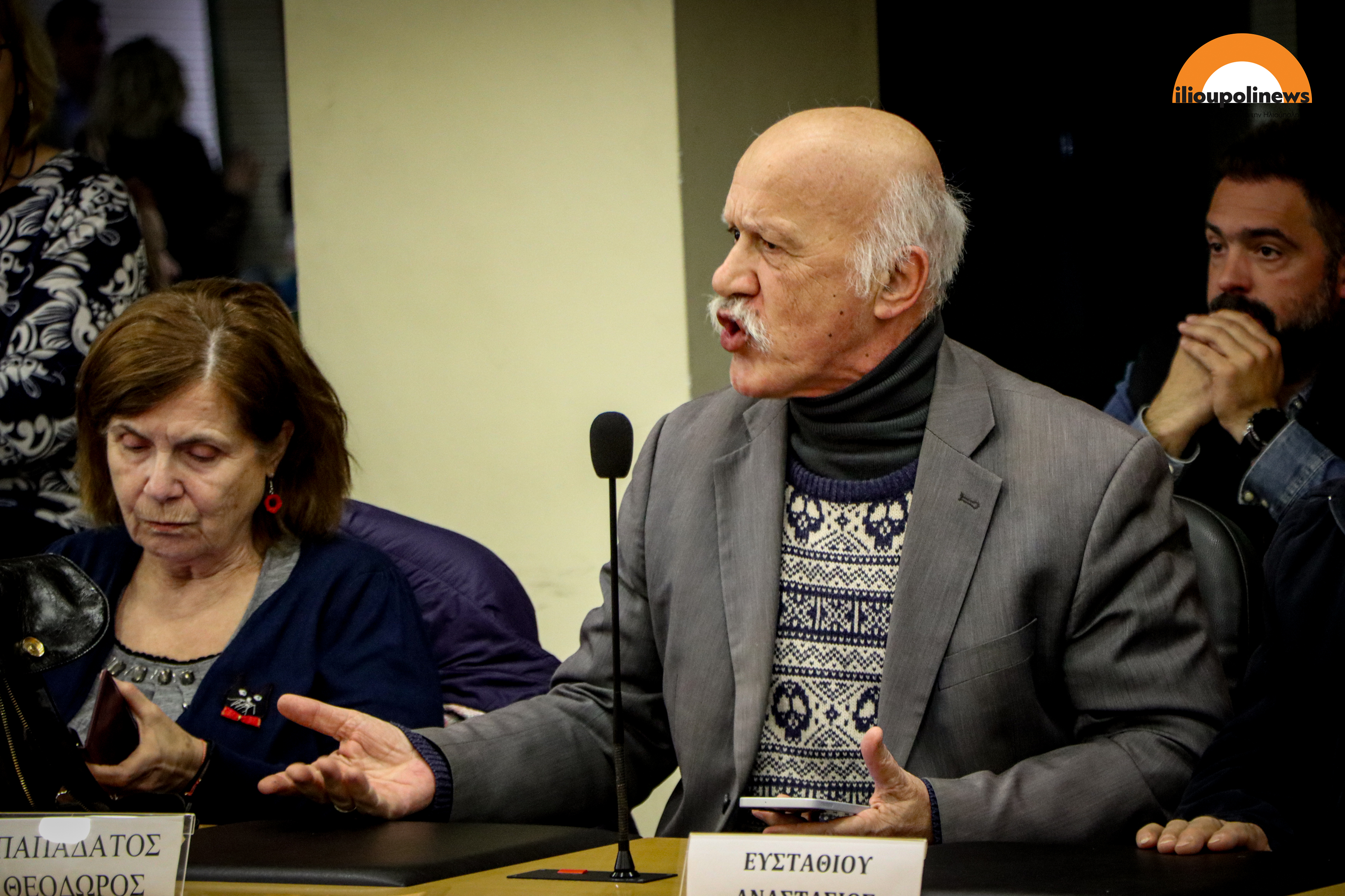 Ηλιούπολη: Ο Δήμαρχος «Δείχνει» Την Αποκεντρωμένη Για Το Αυθαίρετο Στον Προφήτη Ηλία 8 synantisi profitis ilias 14 Ηλιούπολη: Ο Δήμαρχος «Δείχνει» Την Αποκεντρωμένη Για Το Αυθαίρετο Στον Προφήτη Ηλία