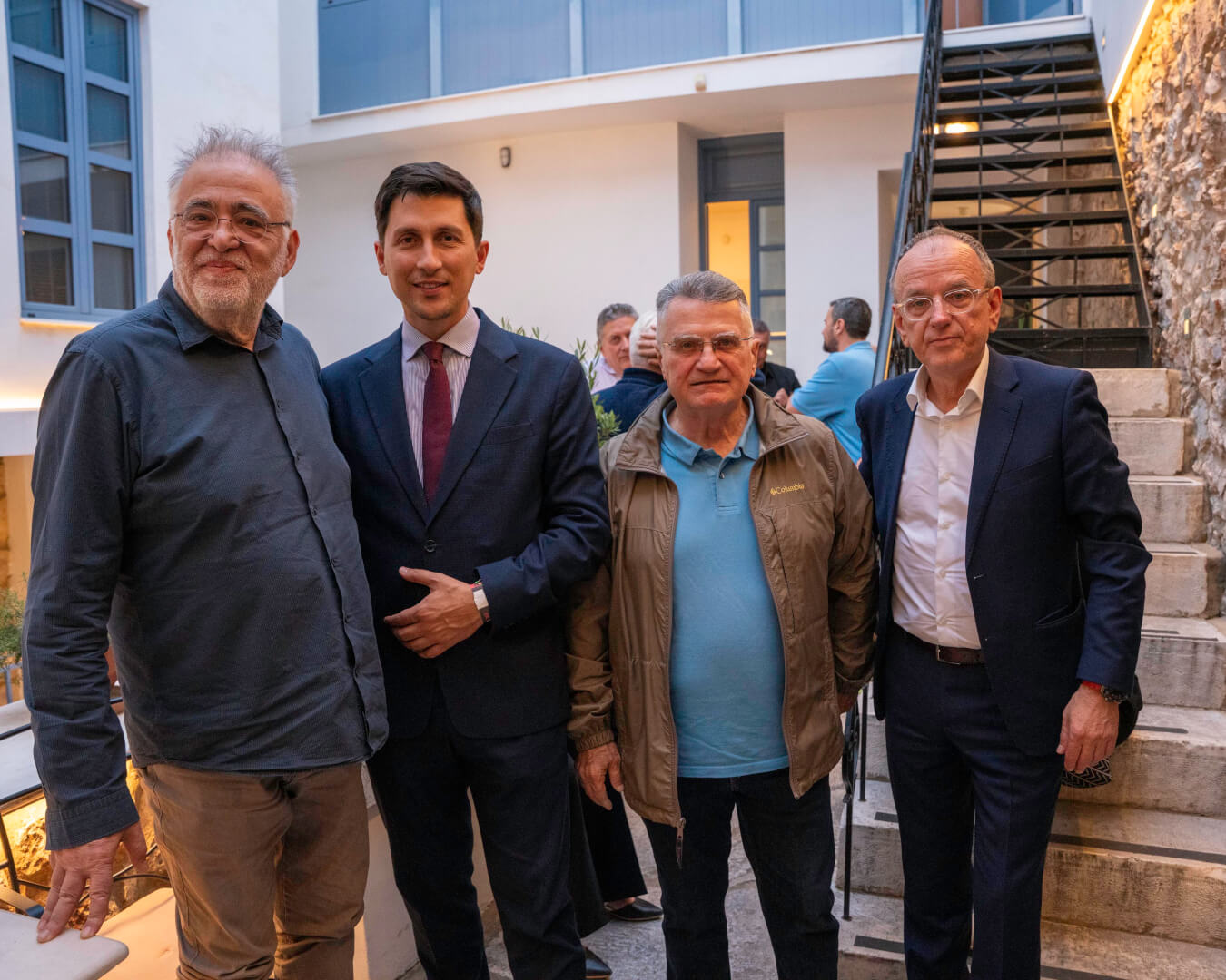 2026 05 07 Athansios Mpirlis Metamorphosis Museum Irakleidon DSC08557 Λαμπερά Εγκαίνια Στην Έκθεση Του Ηλιουπολίτη Εικαστικού Θανάση Μπίρλη