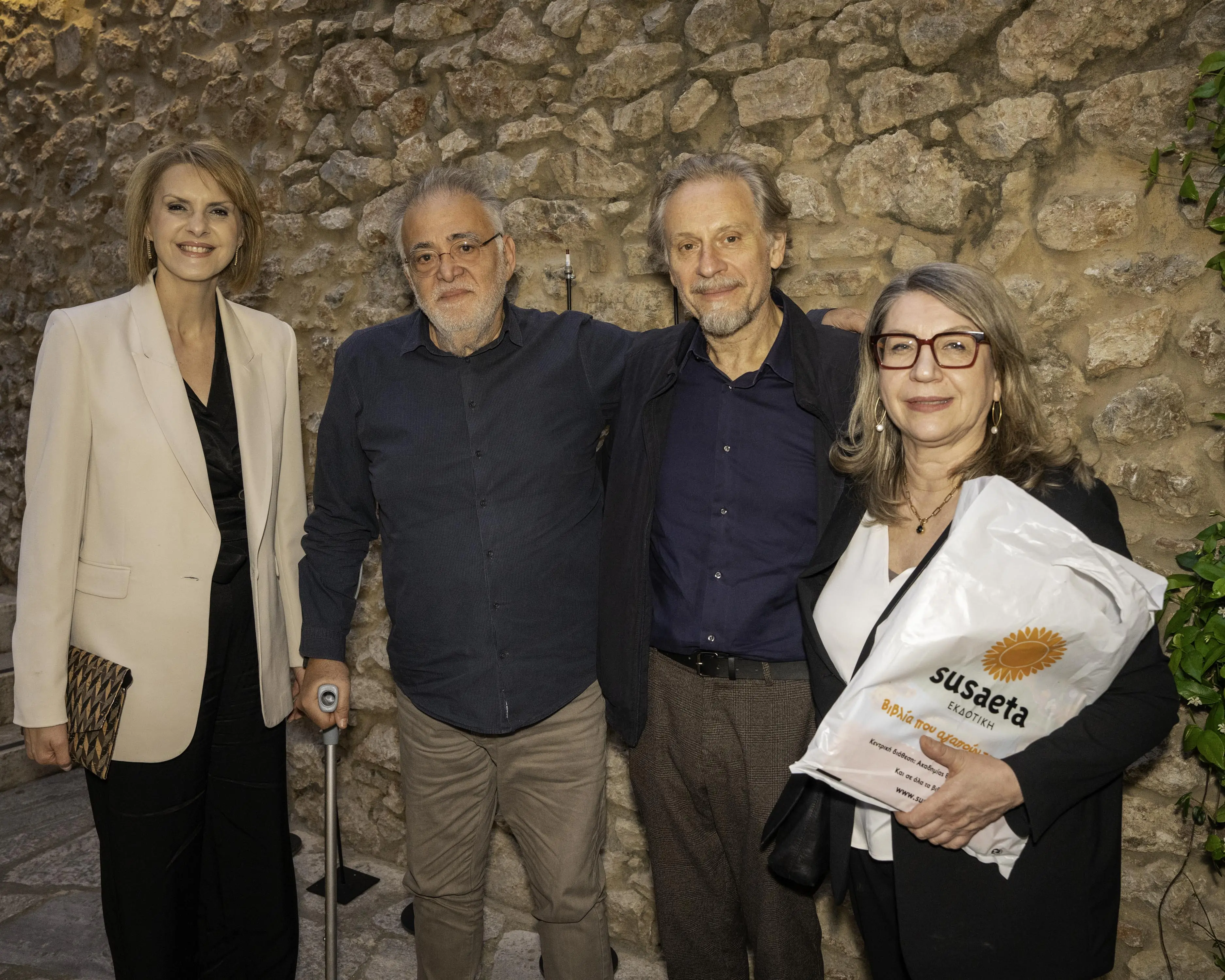 2026 05 07 Athansios Mpirlis Metamorphosis Museum Irakleidon DSC08571 Λαμπερά Εγκαίνια Στην Έκθεση Του Ηλιουπολίτη Εικαστικού Θανάση Μπίρλη