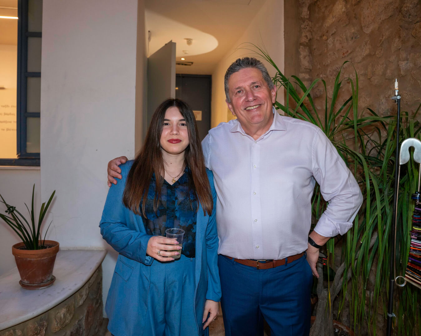 2026 05 07 Athansios Mpirlis Metamorphosis Museum Irakleidon DSC08650 Λαμπερά Εγκαίνια Στην Έκθεση Του Ηλιουπολίτη Εικαστικού Θανάση Μπίρλη
