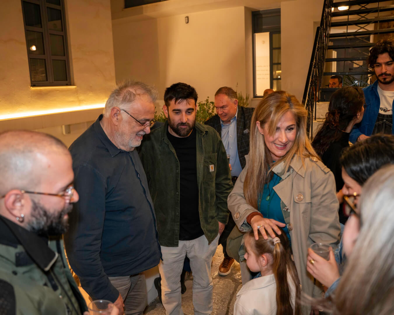 2026 05 07 Athansios Mpirlis Metamorphosis Museum Irakleidon DSC08704 Λαμπερά Εγκαίνια Στην Έκθεση Του Ηλιουπολίτη Εικαστικού Θανάση Μπίρλη