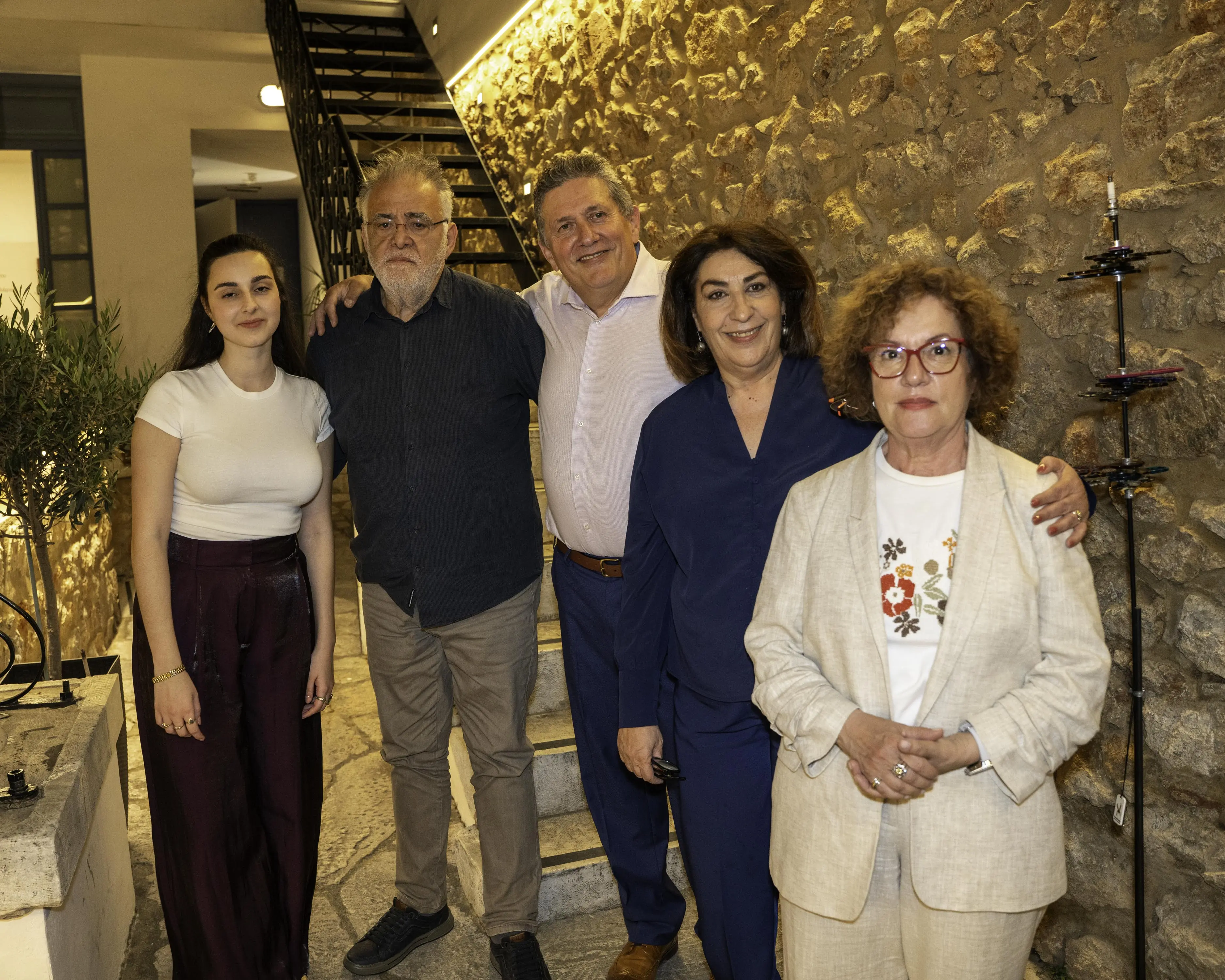 2026 05 07 Athansios Mpirlis Metamorphosis Museum Irakleidon DSC08746 Λαμπερά Εγκαίνια Στην Έκθεση Του Ηλιουπολίτη Εικαστικού Θανάση Μπίρλη