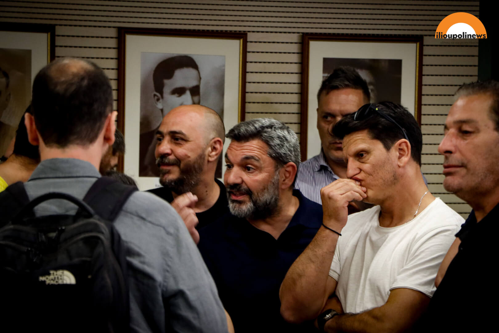 Χάος Και Ένταση Στο Δημοτικό Συμβούλιο Ηλιούπολης Για Το Πάρκο Χαλικάκι- Αναλυτικό Ρεπορτάζ (ΦΩΤΟ + VIDEO) 17 epeisodiako dimotiko symboylio ilioupolis 15 Χάος Και Ένταση Στο Δημοτικό Συμβούλιο Ηλιούπολης Για Το Πάρκο Χαλικάκι- Αναλυτικό Ρεπορτάζ (ΦΩΤΟ + VIDEO)