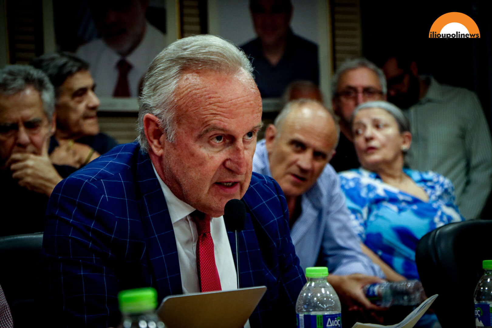 Χάος Και Ένταση Στο Δημοτικό Συμβούλιο Ηλιούπολης Για Το Πάρκο Χαλικάκι- Αναλυτικό Ρεπορτάζ (ΦΩΤΟ + VIDEO) 13 epeisodiako dimotiko symboylio ilioupolis 9 Χάος Και Ένταση Στο Δημοτικό Συμβούλιο Ηλιούπολης Για Το Πάρκο Χαλικάκι- Αναλυτικό Ρεπορτάζ (ΦΩΤΟ + VIDEO)