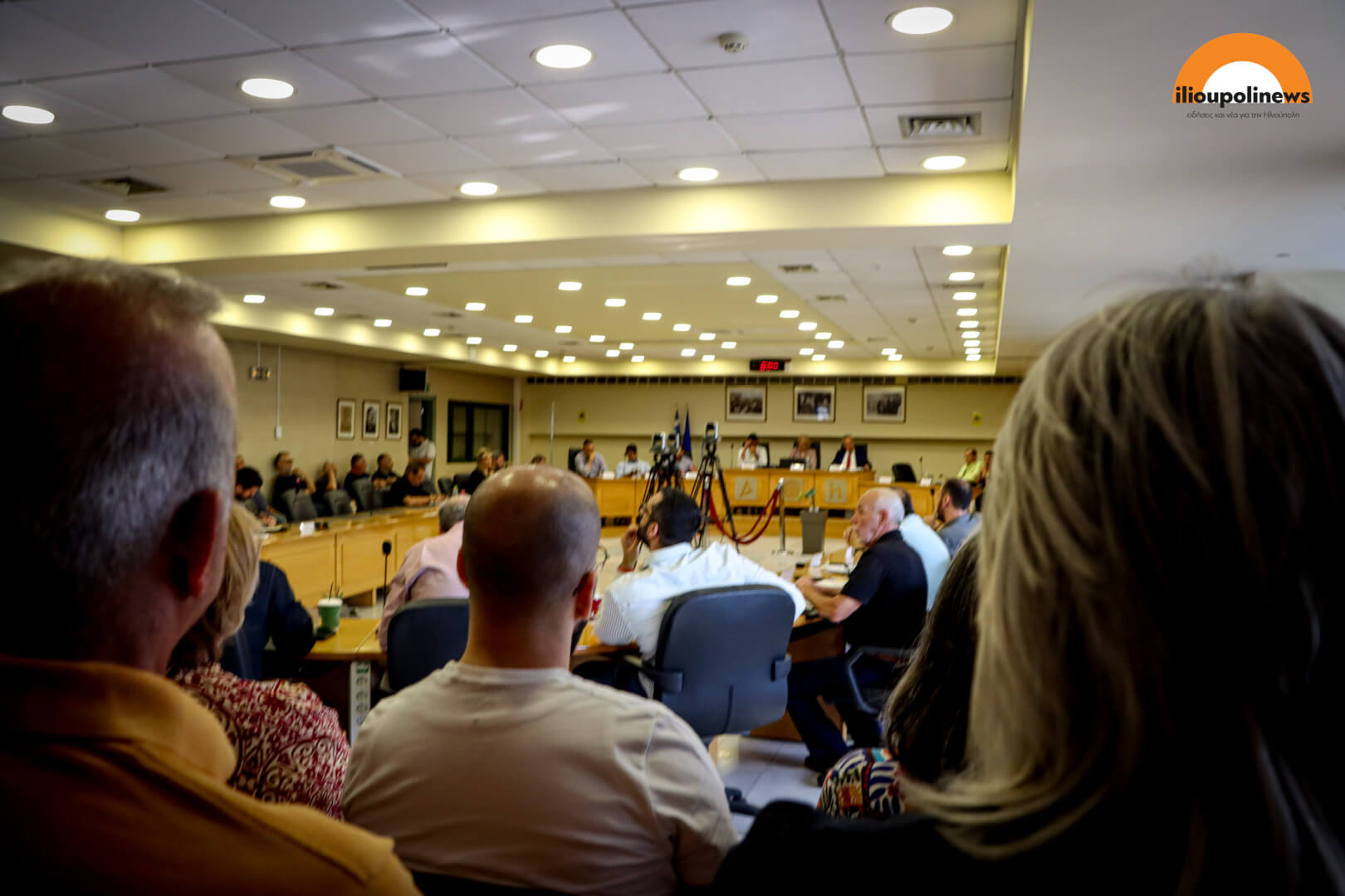 Χάος Και Ένταση Στο Δημοτικό Συμβούλιο Ηλιούπολης Για Το Πάρκο Χαλικάκι- Αναλυτικό Ρεπορτάζ (ΦΩΤΟ + VIDEO) 7 epeisodiako dimotiko symboylio ilioupolis Χάος Και Ένταση Στο Δημοτικό Συμβούλιο Ηλιούπολης Για Το Πάρκο Χαλικάκι- Αναλυτικό Ρεπορτάζ (ΦΩΤΟ + VIDEO)