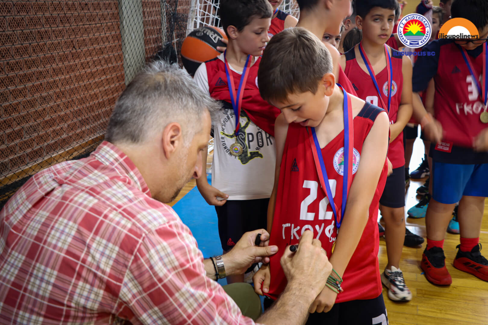 O Μπασκετικός Γ.Σ Ηλιούπολης Έκλεισε Τη Σεζον Με Μια Φοβερή Εκδήλωση Με Καλεσμένο Τον Θοδωρή Παπαλουκά 28 giortigsibc 141 O Μπασκετικός Γ.Σ Ηλιούπολης Έκλεισε Τη Σεζον Με Μια Φοβερή Εκδήλωση Με Καλεσμένο Τον Θοδωρή Παπαλουκά