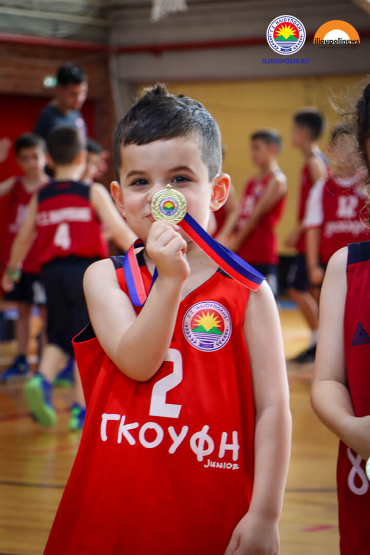 O Μπασκετικός Γ.Σ Ηλιούπολης Έκλεισε Τη Σεζον Με Μια Φοβερή Εκδήλωση Με Καλεσμένο Τον Θοδωρή Παπαλουκά 25 giortigsibc 68 O Μπασκετικός Γ.Σ Ηλιούπολης Έκλεισε Τη Σεζον Με Μια Φοβερή Εκδήλωση Με Καλεσμένο Τον Θοδωρή Παπαλουκά