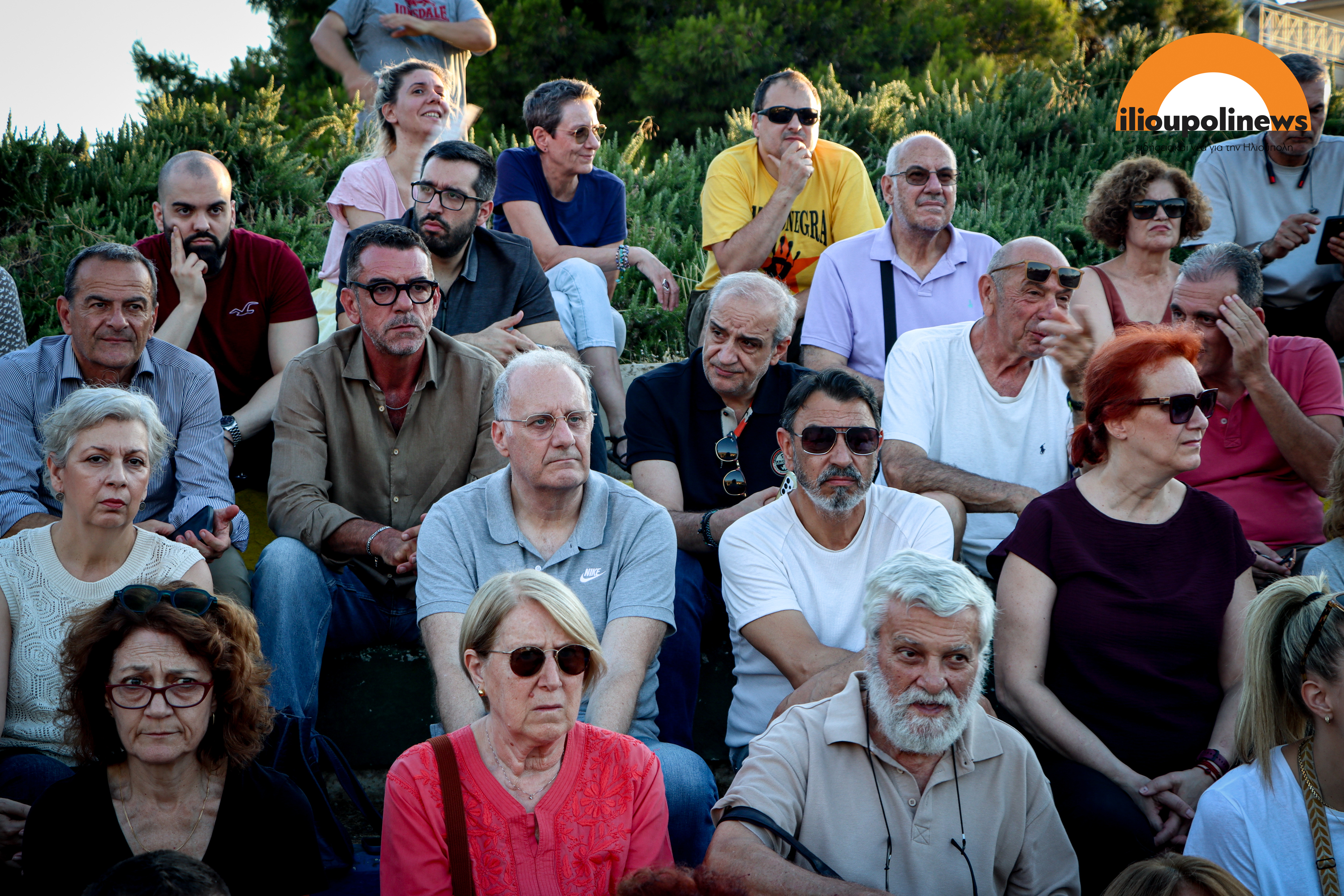 xalikaki sygkentrosi katoikwn 14 Ηλιούπολη: Εκατοντάδες Κάτοικοι «Ασπίδα» Για Το Πάρκο Χαλικάκι - Ζητούν Να Αποσυρθεί Η Συμφωνία Με Την ΕΤΑΔ (ΦΩΤΟ)