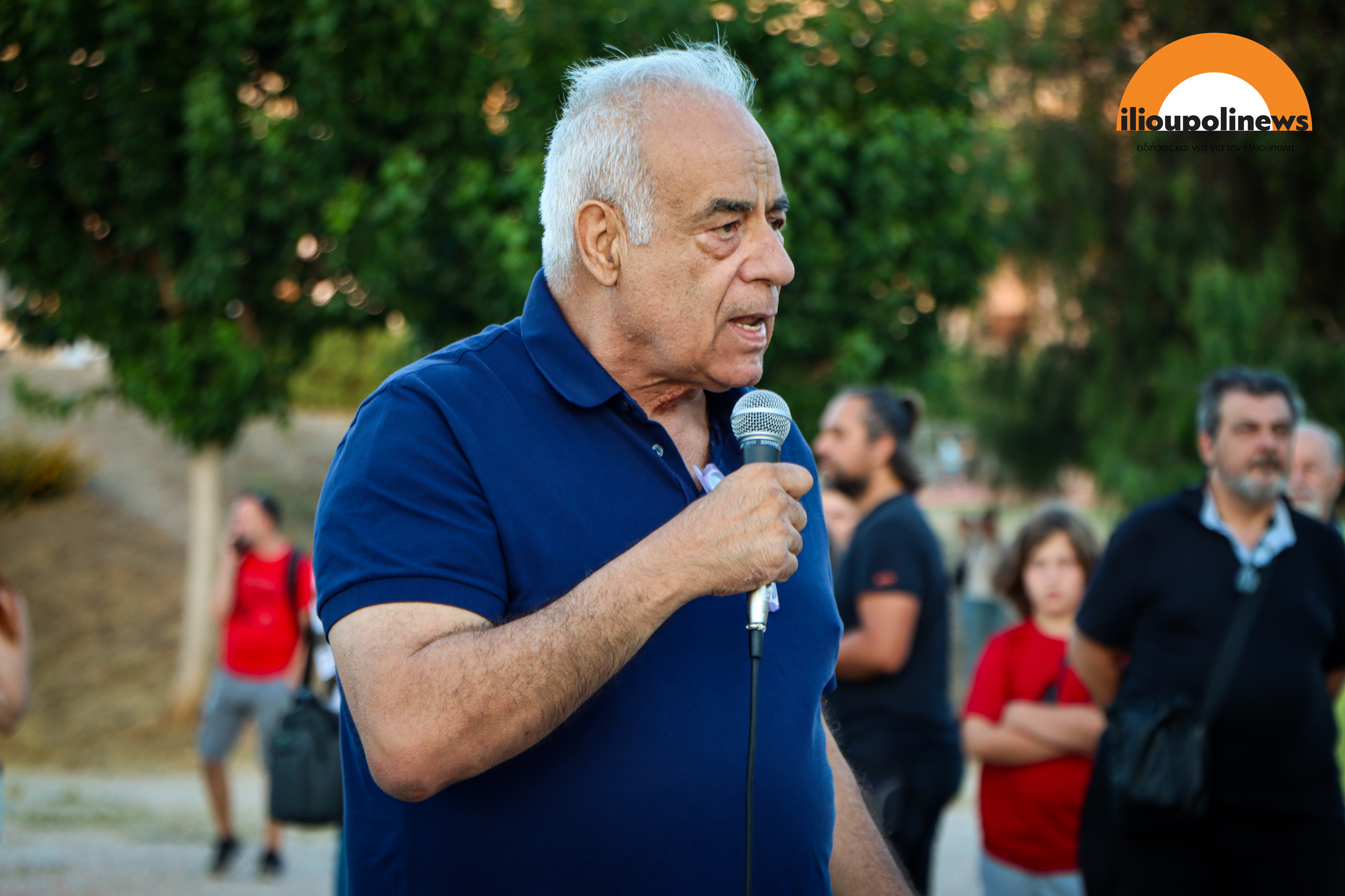 xalikaki sygkentrosi katoikwn 21 Ηλιούπολη: Εκατοντάδες Κάτοικοι «Ασπίδα» Για Το Πάρκο Χαλικάκι - Ζητούν Να Αποσυρθεί Η Συμφωνία Με Την ΕΤΑΔ (ΦΩΤΟ)