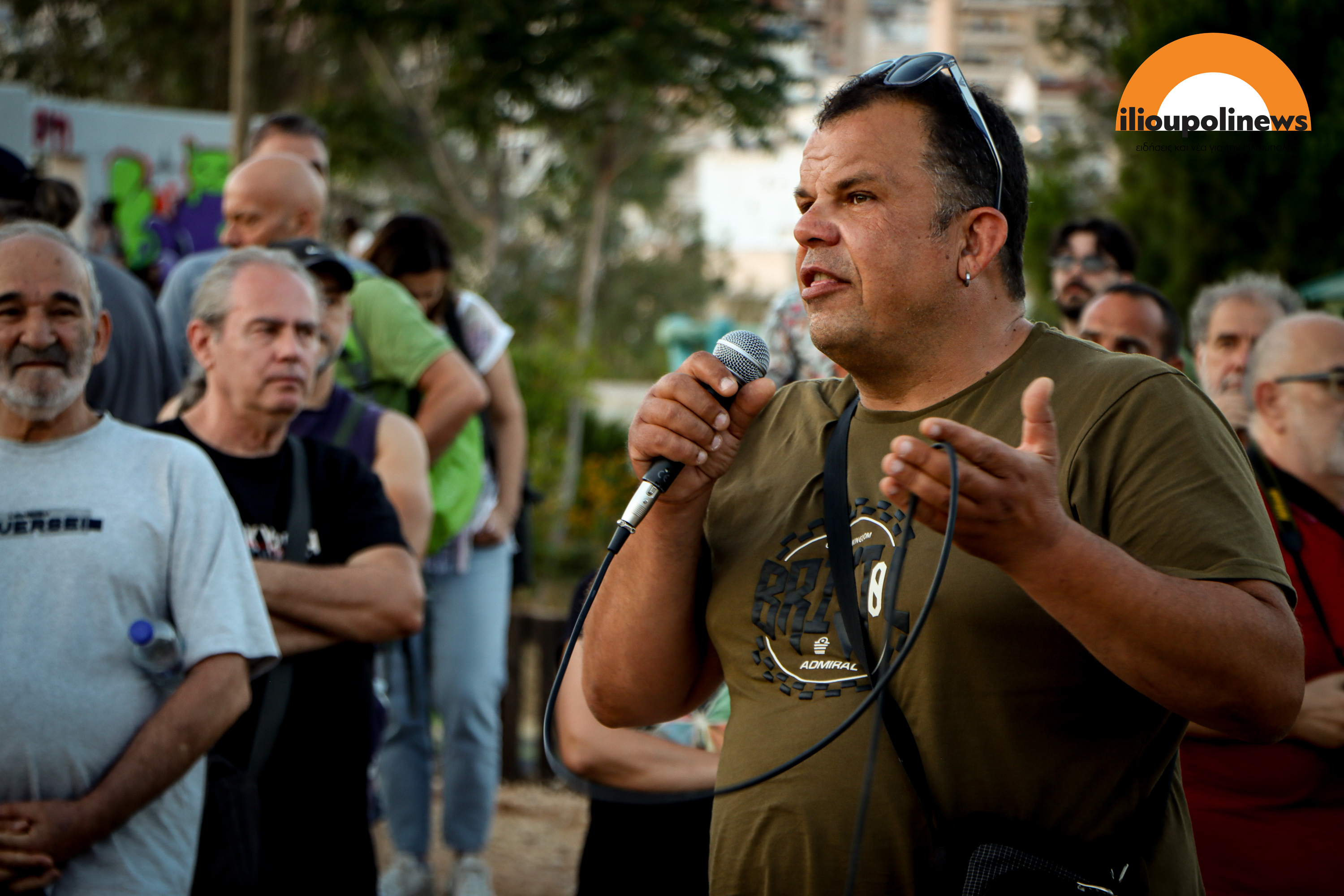 xalikaki sygkentrosi katoikwn 22 Ηλιούπολη: Εκατοντάδες Κάτοικοι «Ασπίδα» Για Το Πάρκο Χαλικάκι - Ζητούν Να Αποσυρθεί Η Συμφωνία Με Την ΕΤΑΔ (ΦΩΤΟ)