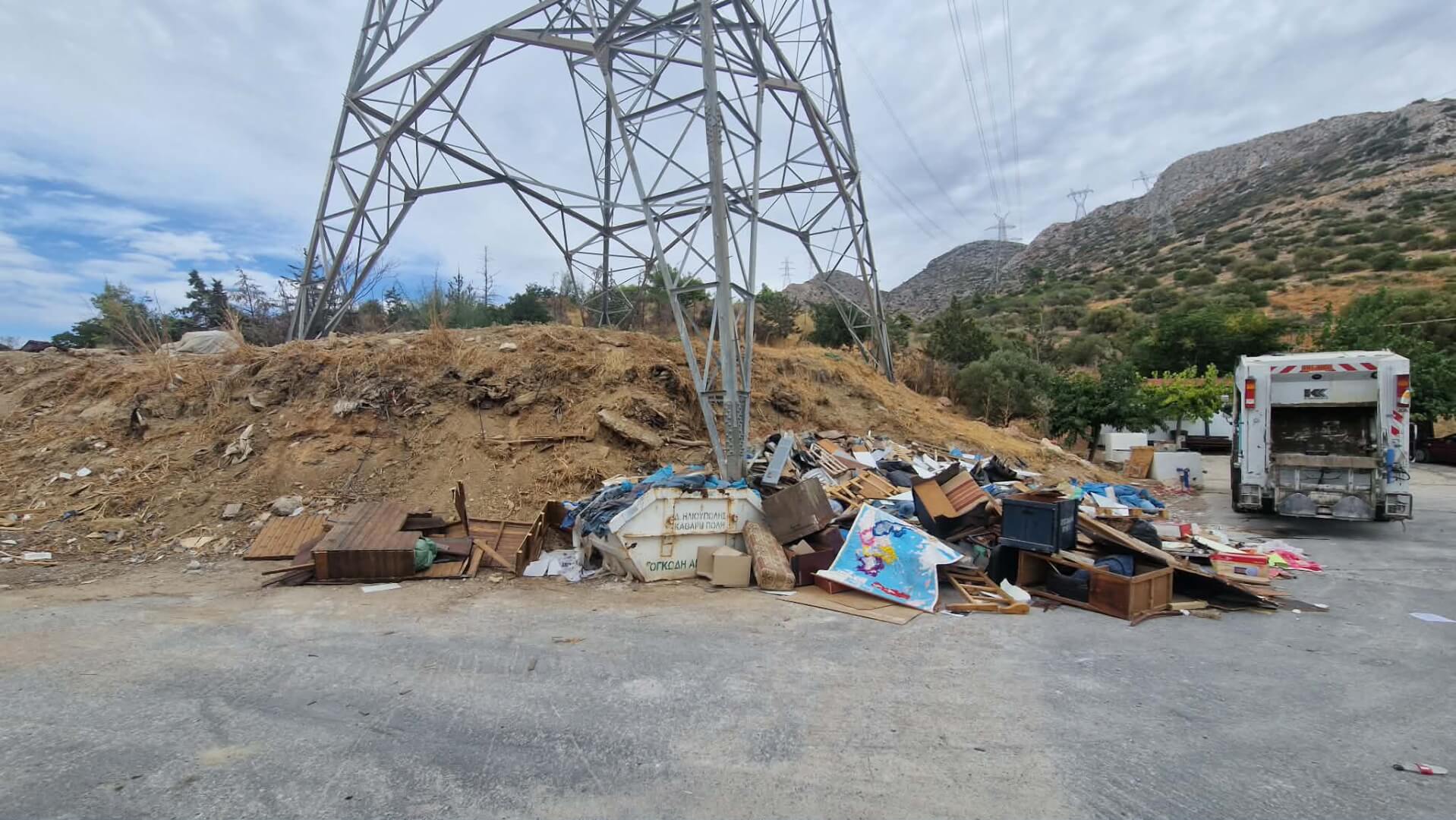f7920333 b163 489f 999e 6e85bd8d7465 Ηλιούπολη: Σοβαρές Καταγγελίες Του Β. Κεφαλά Για Την Κατάσταση Στο Δημοτικό Γκαράζ Ηλιούπολης