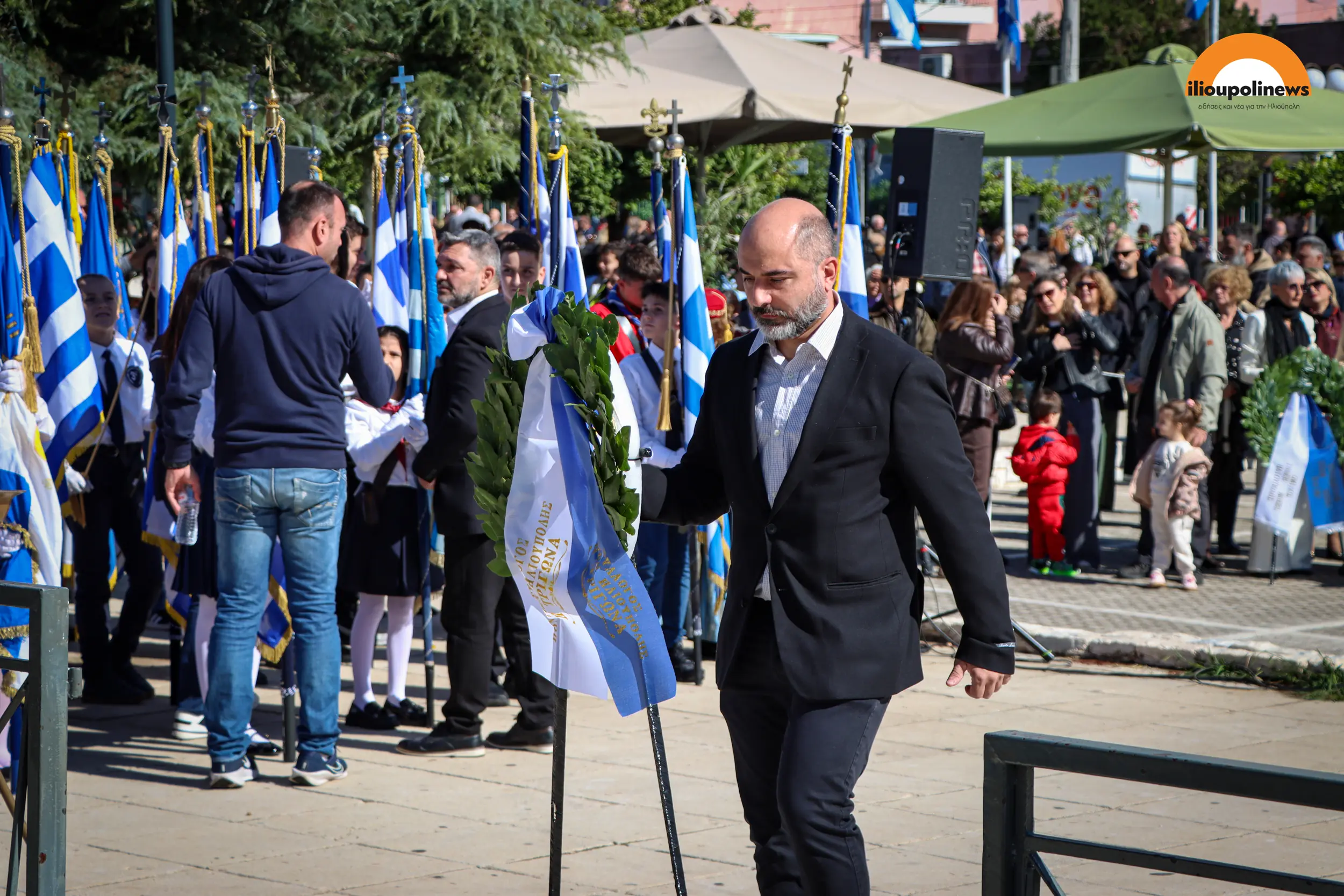 Φωτορεπορτάζ: Με Λαμπρότητα Και Πλήθος Κόσμου Ο Εορτασμός Της 28ης Οκτωβρίου Στην Ηλιούπολη 66 PARELASI 281026 65 Φωτορεπορτάζ: Με Λαμπρότητα Και Πλήθος Κόσμου Ο Εορτασμός Της 28ης Οκτωβρίου Στην Ηλιούπολη