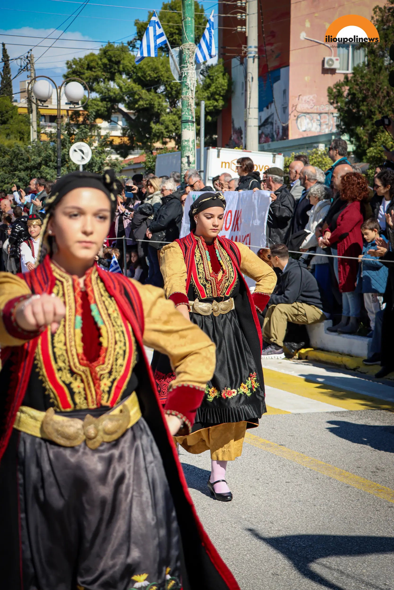 Φωτορεπορτάζ: Με Λαμπρότητα Και Πλήθος Κόσμου Ο Εορτασμός Της 28ης Οκτωβρίου Στην Ηλιούπολη 94 PARELASI 281026 95 Φωτορεπορτάζ: Με Λαμπρότητα Και Πλήθος Κόσμου Ο Εορτασμός Της 28ης Οκτωβρίου Στην Ηλιούπολη